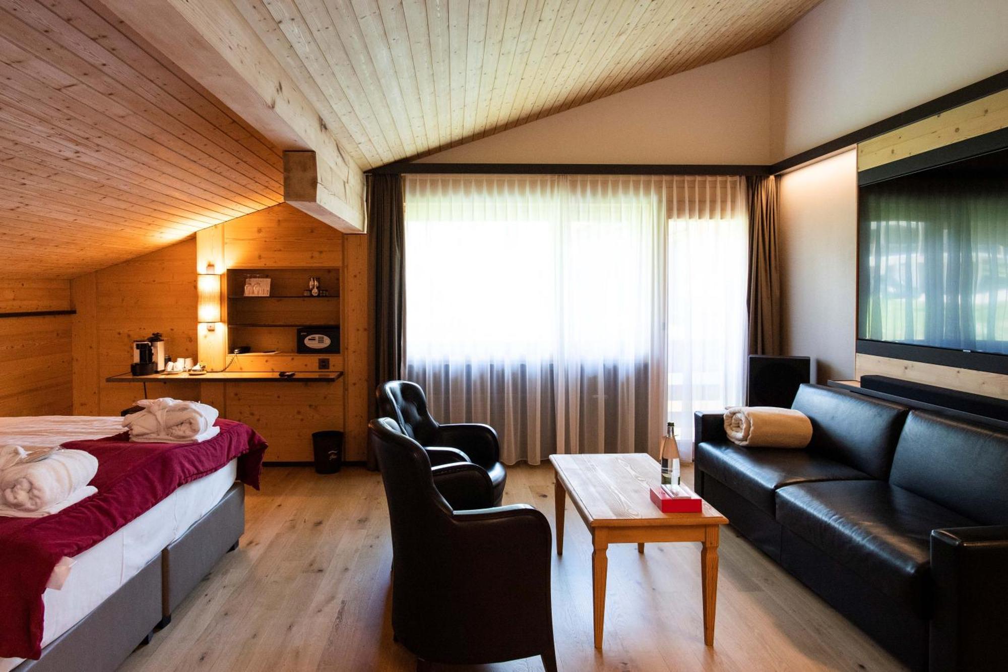 Hotel Cailler & Bains De La Gruyere Charmey Kültér fotó