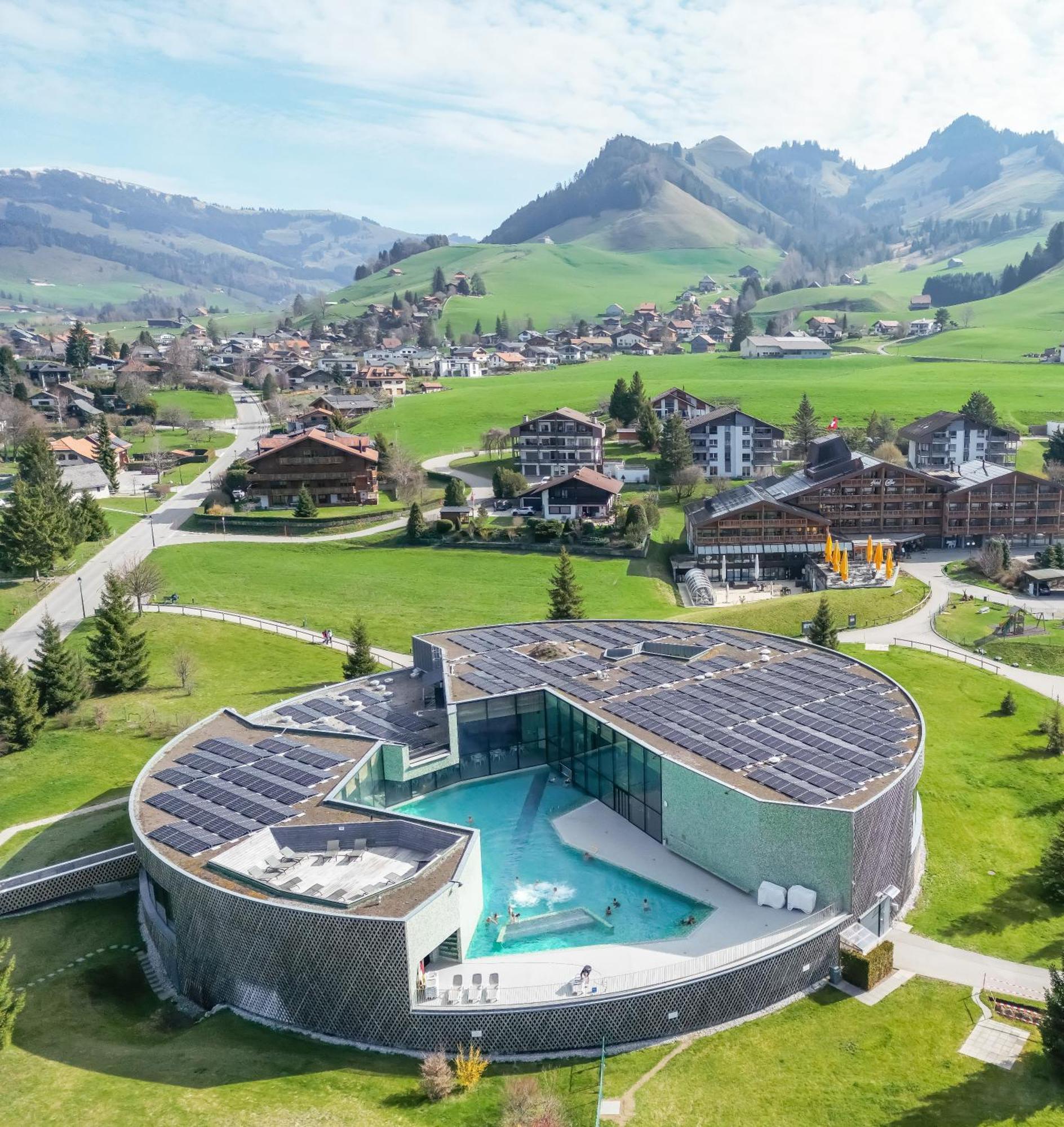 Hotel Cailler & Bains De La Gruyere Charmey Kültér fotó